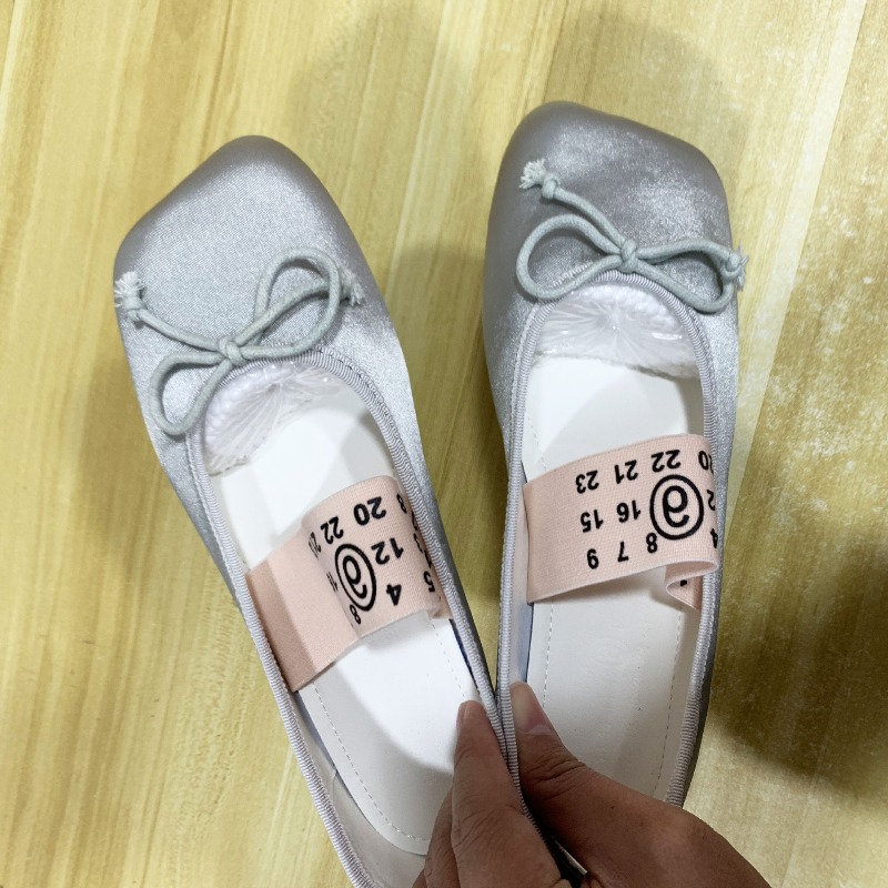 Novos Sapatos Mary Jane Femini - Womens Heels avaliação e preço