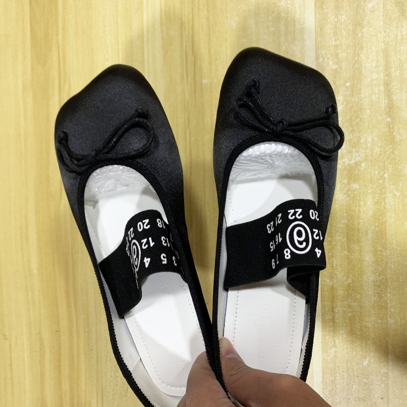 Novos Sapatos Mary Jane Femini - Womens Heels avaliação e preço